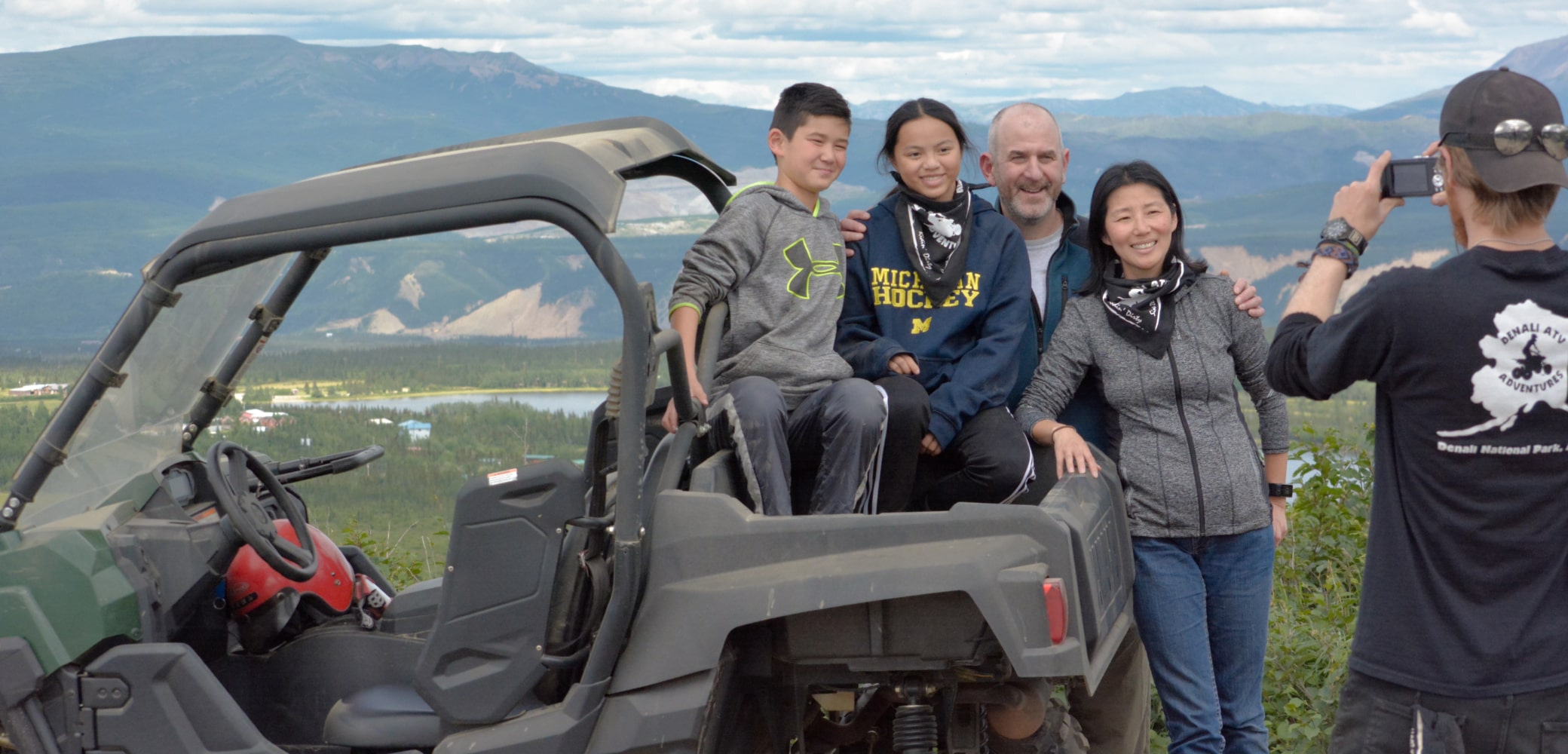 Family on the Denali Wilderness tour